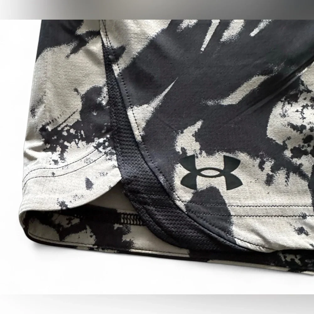 Under Armour Men's UA Elevated Woven Printed Shorts 1382109-294 Black Camo